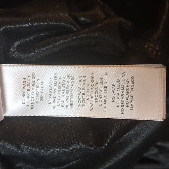 Adrianna Papell Drape Neck Cap Short Sleeve Black Dress Size 8 Basic Classic - Picture 8 of 8